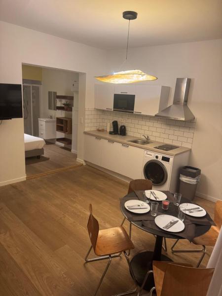 Studio 003 Avenue Louise, Забронировать  Брюссель Брюссельский столичный регион