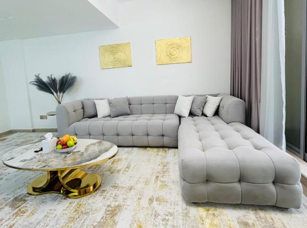 2-BR Duplex Haven in Al Marjan with Beach Access, Забронировать  Отели Рас-Аль-Хайма с бассейном, рядом с Конгресс-центр эмирата Рас-эль-Хайма, Бассейн