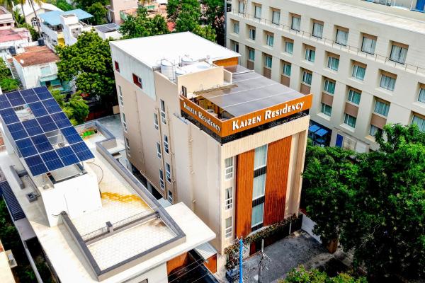 Kaizen Residency Trichy, Забронировать  Отели штата Тамилнада с парковкой, Парковка