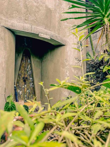 Omahe Kancaku, Забронировать  Balong Yogyakarta Province