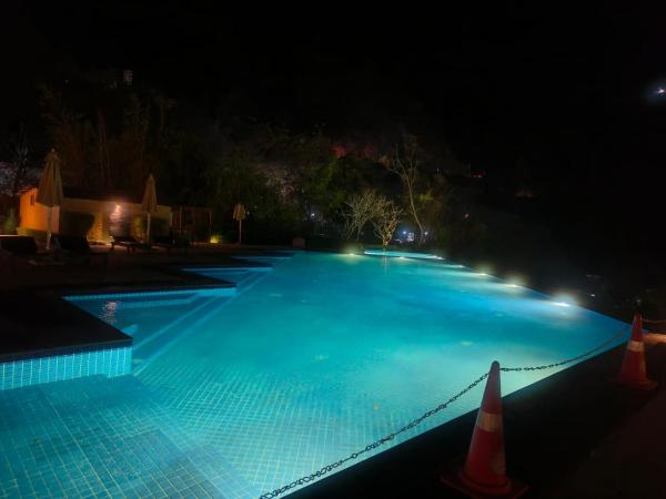Luxury Aloha Apartments, Rishikesh, Забронировать  Ришикеш штат Уттаракханд