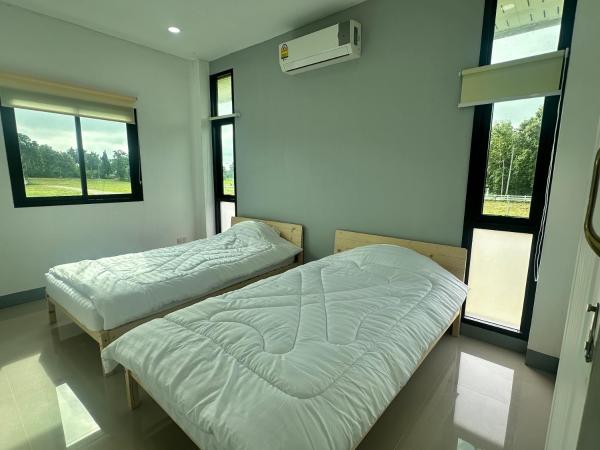 Healstay Hostel, Забронировать  Нан Nan Province