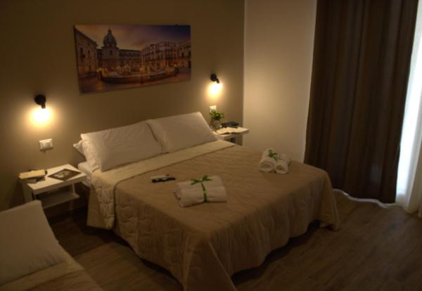 Casa Vacanze Cipriano, Забронировать  Отели в центре Кастельдачча, в центре