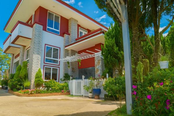Red Dalat Homestay & Hotel - BBQ - Coffee, Забронировать  Ху-Чи-Ланг Ламдонг