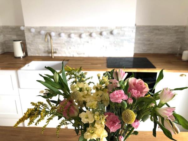 Entire Apartment in Pretty Coastal Village, Забронировать  Куберт Корнуолл