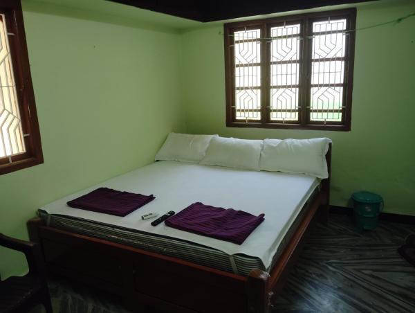 Kirubai Homestay, Забронировать  Тиручендур штат Тамилнад