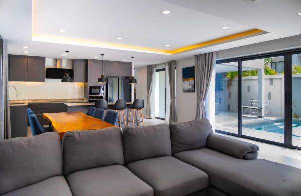 Serenity Grand Pool Villa Pattaya-Private Pool, Забронировать  Джомтьен-Бич 