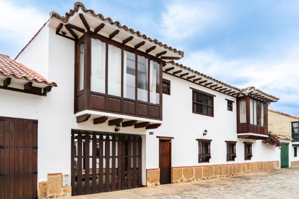 La Heredad Villa de Leyva, Забронировать  Отели Вилья-де-Лейва с парковкой, рядом с Главная площадь Вилья-де-Лейвы, Парковка