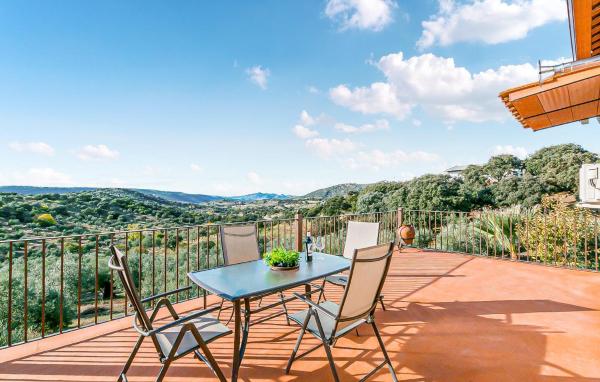 Amazing Home In Villanueva Del Rey, Забронировать  Вильянуэва-Дель-Рей Cordoba Province