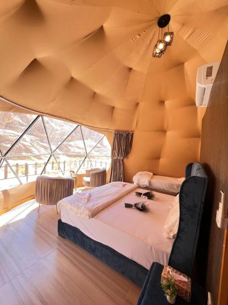 Noor Luxury Camp Wadi Rum, Забронировать  Отели мухафаза Акабы с парковкой, Парковка