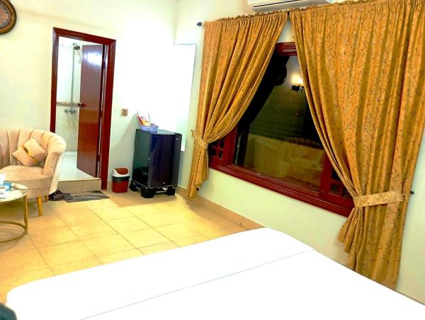 Seaview Luxury Hotel, Забронировать  Клифтон Карачи, рядом с Beach Park