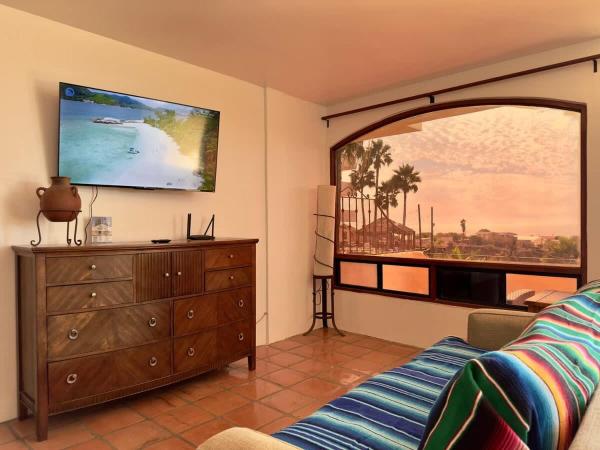 Puerto Nuevo Villa Las Conchas 2BR 2 BA with pool, Забронировать  Раулис Нижняя Калифорния