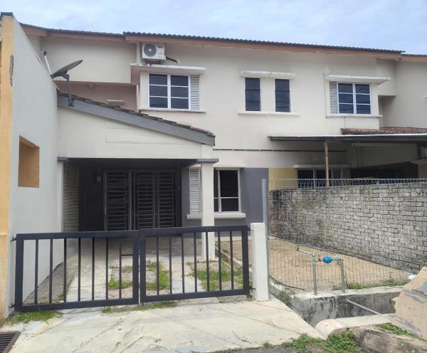 Nur Homestay Bandar Putra Kuantan, Забронировать  Куантан Паханг