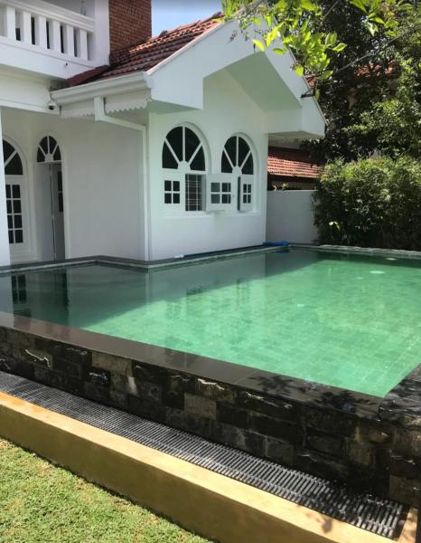 Theodore Hotel - Negombo, Забронировать  Негомбо Округ Гампаха