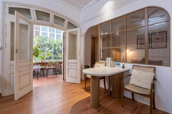 Sereno Westlake Homestay, Забронировать  Ханой Муниципалитет Ханой