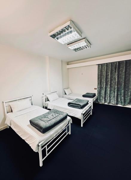 Sky Hostel Egypt, Забронировать  Отели Каира с парковкой, рядом с Садат, Парковка