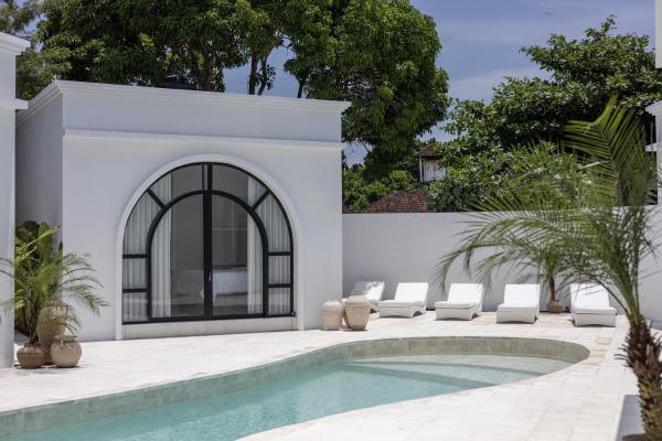Boujee Boutique Hotel, Забронировать  Отели провинции Бали с парковкой, Парковка