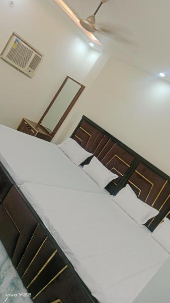 New Shree vishnu homestay, Забронировать  Варанаси Варанаси
