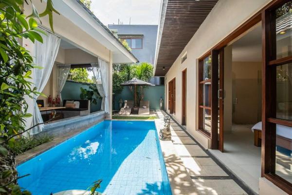 Perenan Villa, Забронировать  Отели провинции Бали с парковкой, Парковка