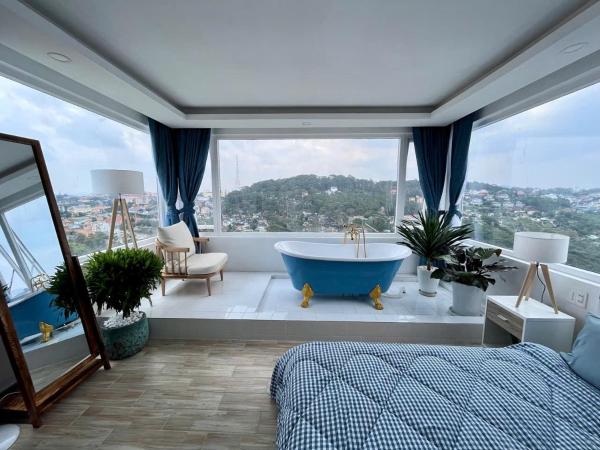 Homey Home Đà Lạt, Забронировать  Отели Далата с парковкой, рядом с Площадь Лам Вьен, Парковка