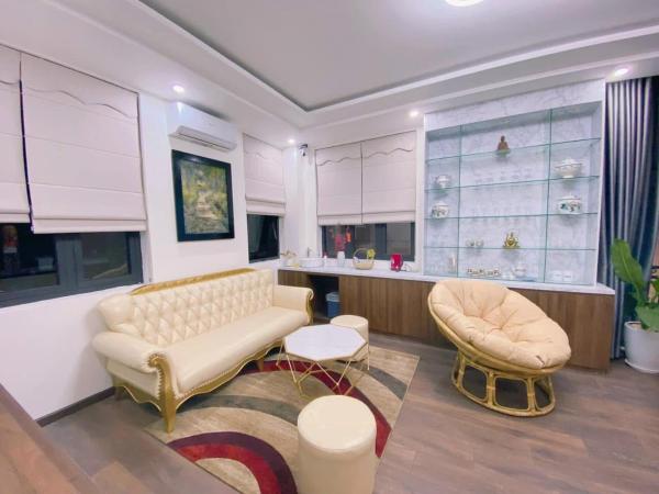 November Homestay Villa Royal Park Huế, Забронировать  Kon Rung Gia Lai