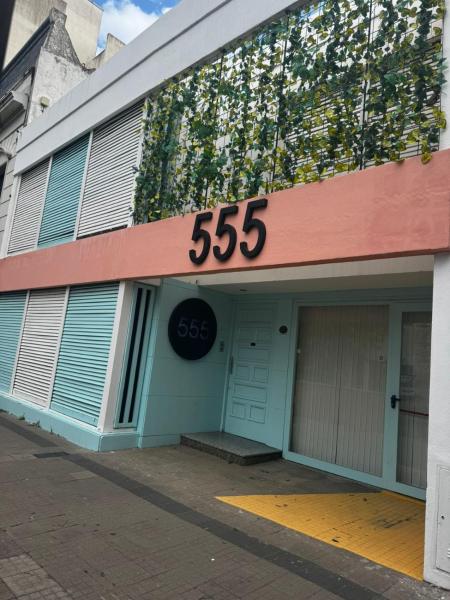 Hostel 555, Забронировать  Ла-Плата провинция Буэнос-Айрес