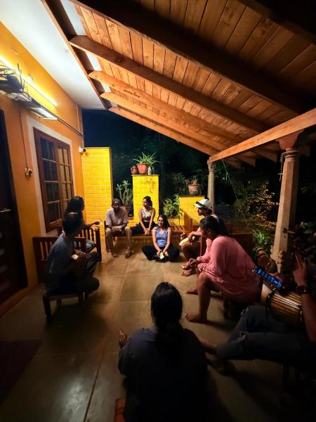 Aroni homestays, Забронировать  Отели штата Тамилнада с парковкой, Парковка