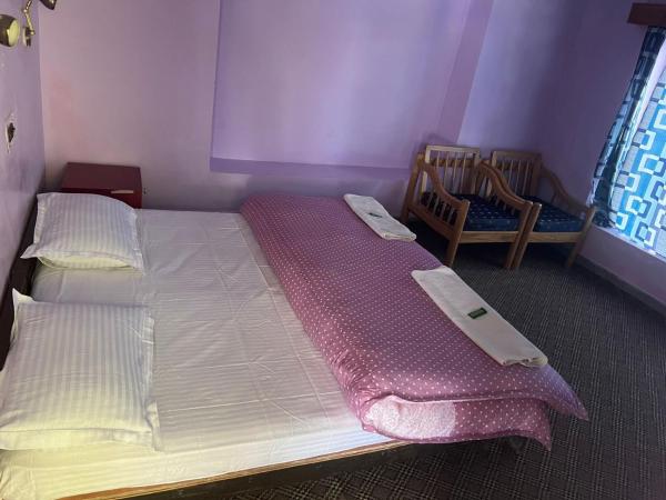 Tshuru Guest House, Забронировать  Лех Leh Ladakh