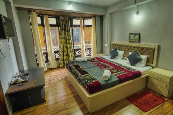 Wander pine homestay, Забронировать  Дарджилинг East Zone