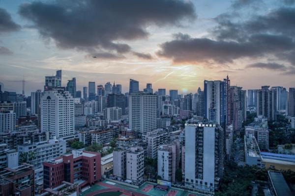 Echarm Hotel Guangzhou Gangding Huashi Subway Station Tianhe North Branch, Забронировать  Отели Гуанчжоу с парковкой, Парковка