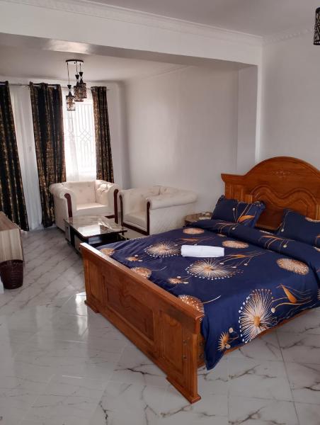 Julli Villas, Забронировать  Накуру Кения