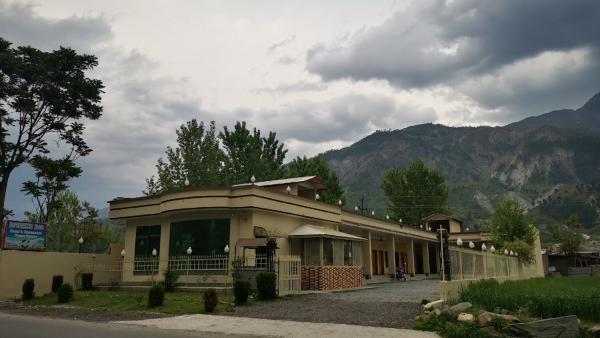 Breeze Inn Hotel & Restaurant, Забронировать  Bang Tao Beach провинция Белуджистан