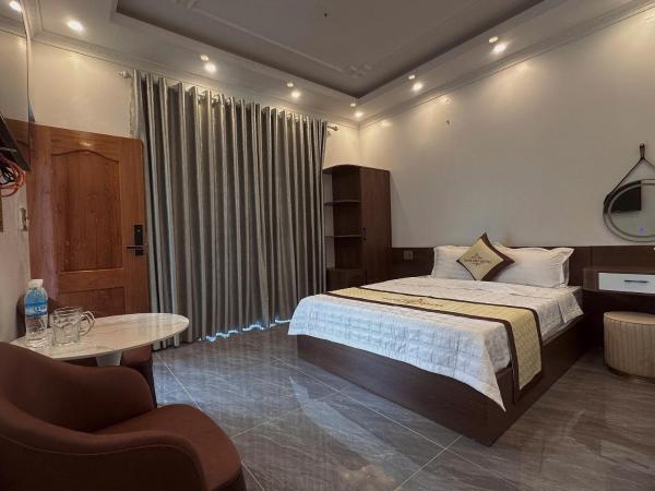 Oanh Thư Hotel, Забронировать  Мео-Ван Хазянг
