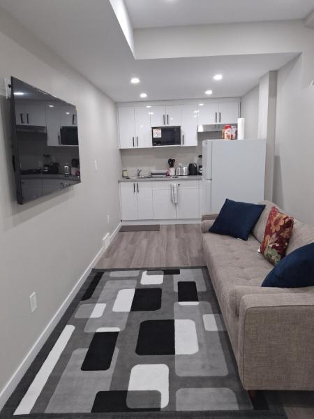 Oxnard Villa, Забронировать  Виннипег Манитоба