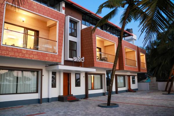 Sunlit Shores Beach Villa, Забронировать  Кундапур штат Карнатака