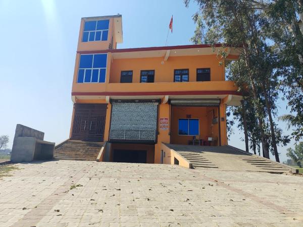 Hotel diomand, Забронировать  Хардой штат Уттар-Прадеш