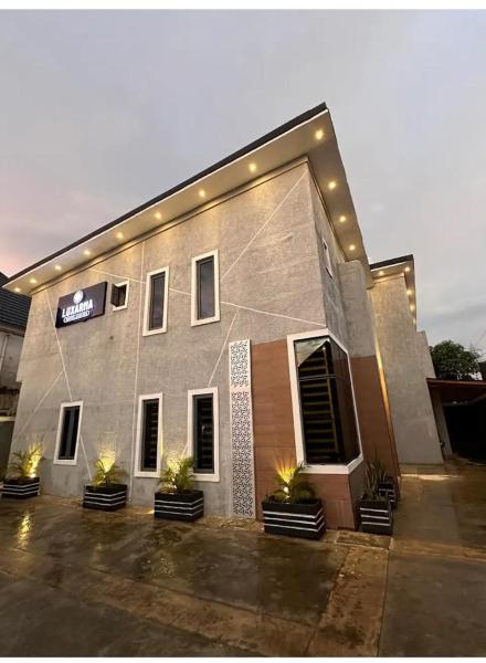 Luxarna Hotel and Spa, Забронировать  Порт-Харкорт Obio/Akp
