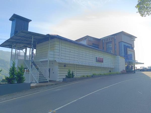 Munnar Family Castle, Забронировать  Отели штата Кералы с парковкой, Парковка