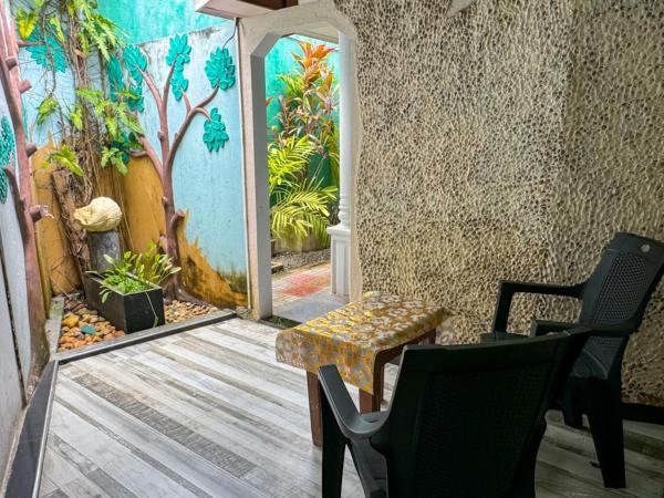 Gaya Place Mirissa, Забронировать  Отели Мирисса с парковкой, рядом с Whale Watching Mirissa, Парковка