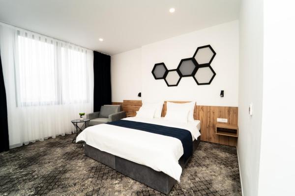 Hotel Karting, Забронировать  Отели Мостар с парковкой, Парковка