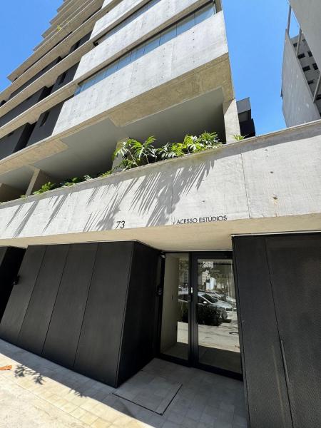 Esquina Pinheiros - Gastronomia, Cultura e o Glamour Urbano de São Paulo, Забронировать  Отели Сан-Паулу с бассейном, Бассейн