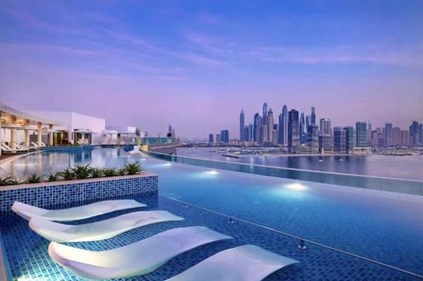 Restay Homes at Seven Palm Hotel & Apartments - Pool and Beach Access included, Забронировать  Дубай Эмират Дубай