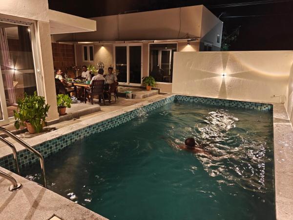 Maple Dreams Retreat- A Pool side Villa, Забронировать  Отели штата Тамилнада с бассейном, Бассейн