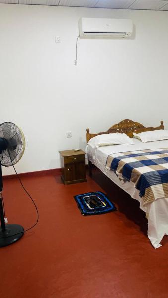 Adi Villa, Забронировать  Отели Округа Галле с парковкой, Парковка