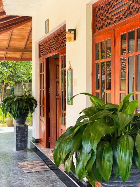 Elegance Cottage, Забронировать  Отели La Spezia с парковкой, Парковка
