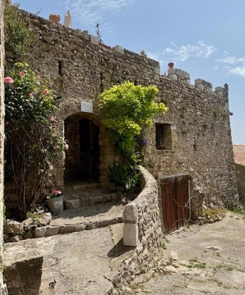 Auberge du Château de Bezaudun, Забронировать  Безодён-лез-Альп Альпы
