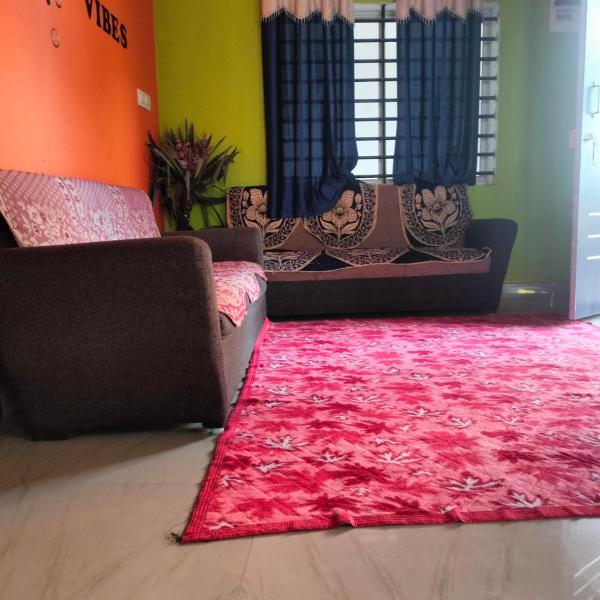 Coorg veena villa, Забронировать  Отели штата Карнатаки с парковкой, Парковка