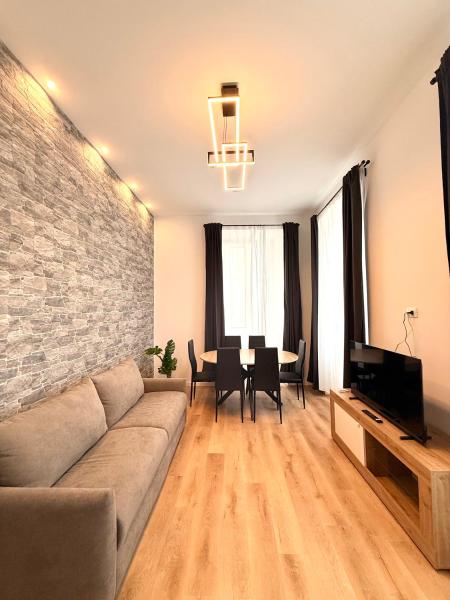 Tara Homes, Забронировать  Триест Венеция-Джулия, рядом с Kleine Berlin