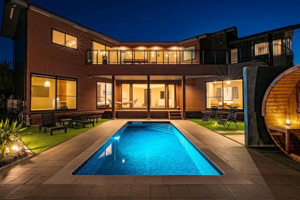 SANA Izu Omuroyama -Pool Villa- - Vacation STAY 61808v, Забронировать  Отели Futo с бассейном, Бассейн