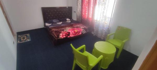 Alif inn, Забронировать  Сринагар Jammu & Kashmir Ski